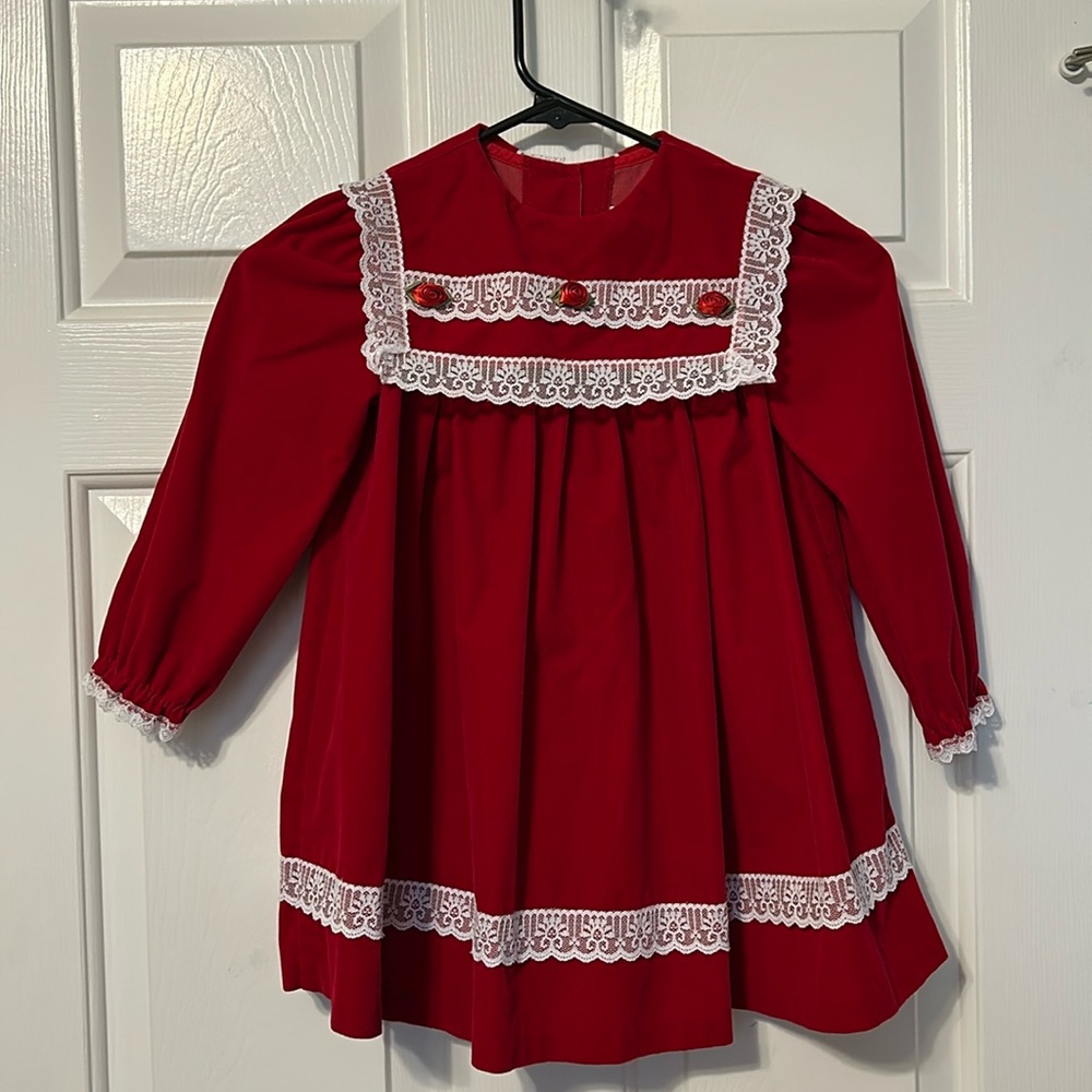 NEW MOVES Red Dress Child's Size 4